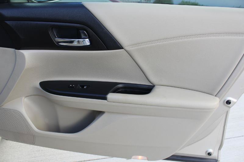 Used 2015 Honda Accord EX-L image 20