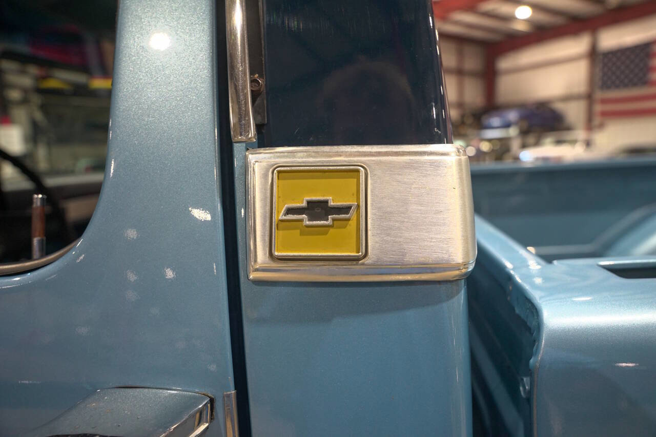 Used 1987 Chevrolet Silverado 1500 1500 RWD image 23