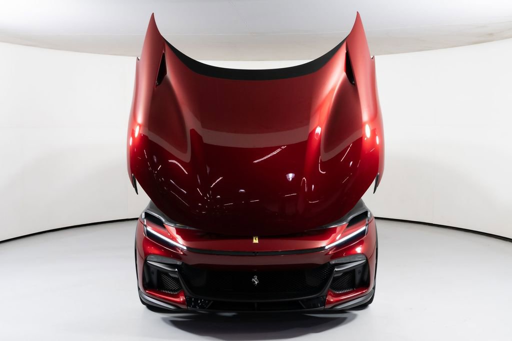 Used 2025 Ferrari Purosangue AWD/4WD image 8