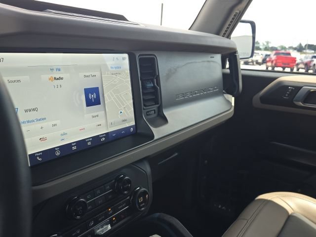 Used 2024 Ford Bronco Wildtrak AWD/4WD image 24