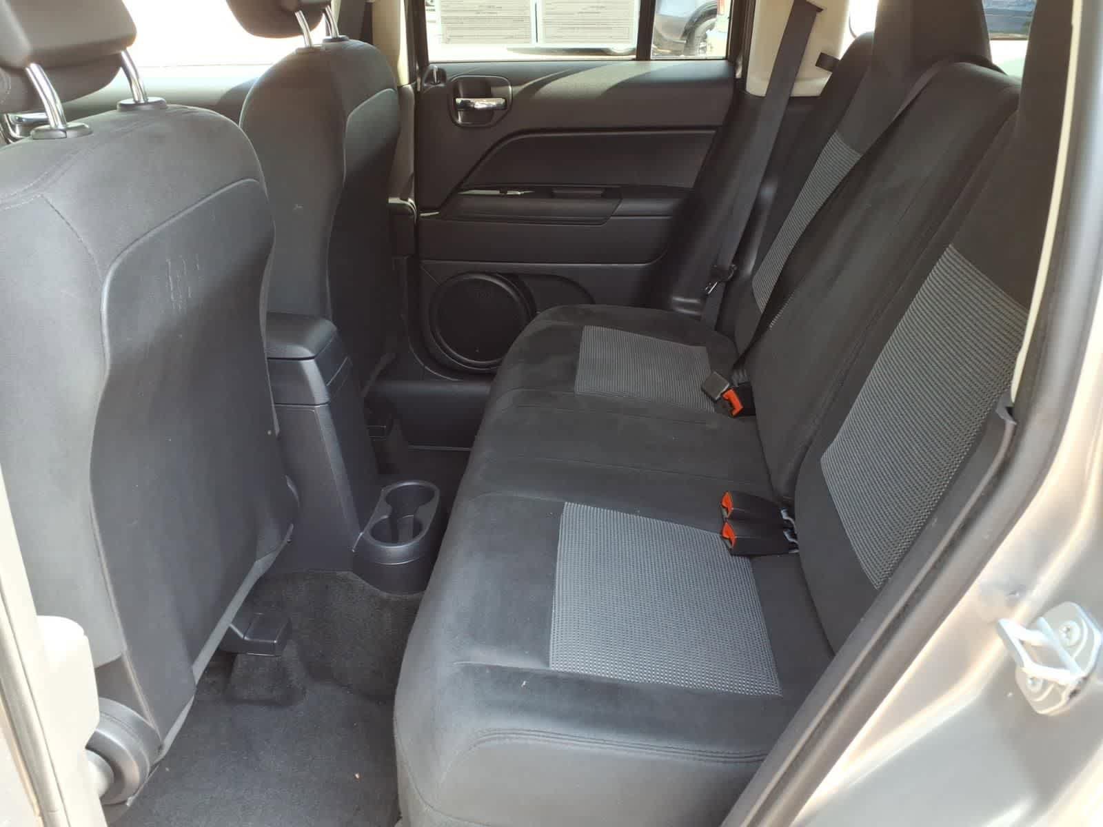 Used 2016 Jeep Patriot Sport w/ Power Value Group FWD image 10