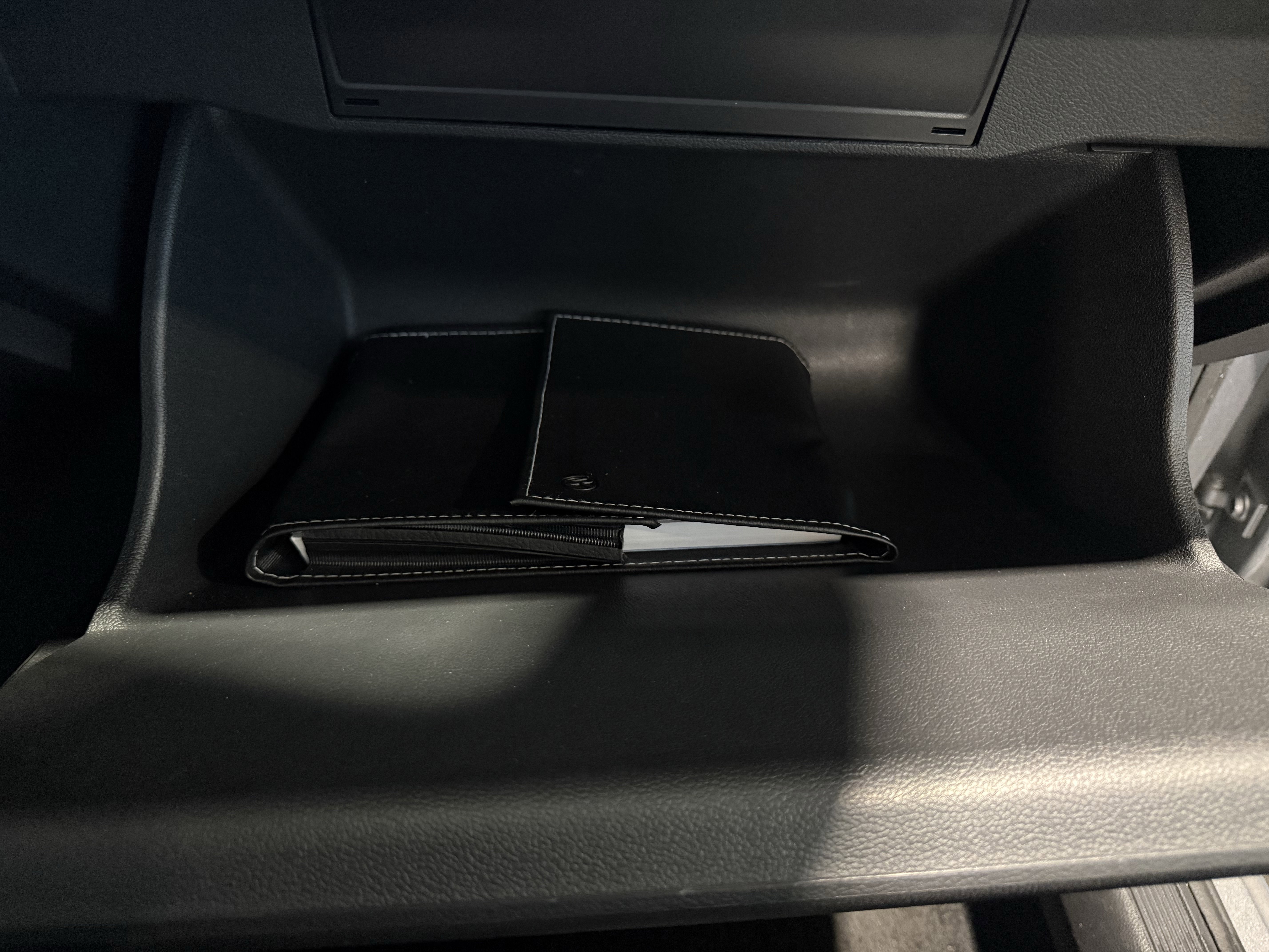 Used 2025 Volkswagen Jetta SE image 28