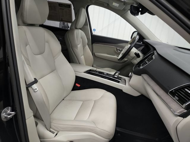 Used 2023 Volvo XC90 B6 Plus w/ Protection Package AWD/4WD image 45