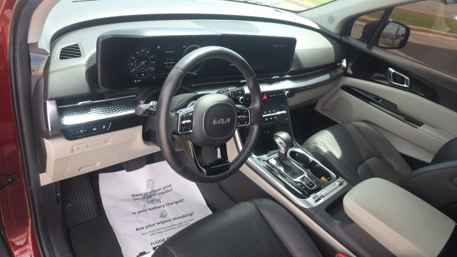 Used 2024 Kia Carnival SX Prestige FWD image 12