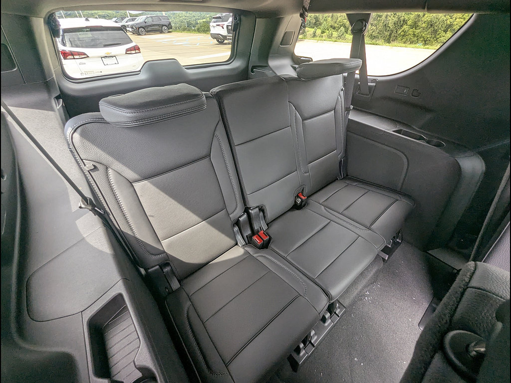 New 2026 GMC Yukon XL Denali w/ Advanced Technology Package AWD/4WD image 17