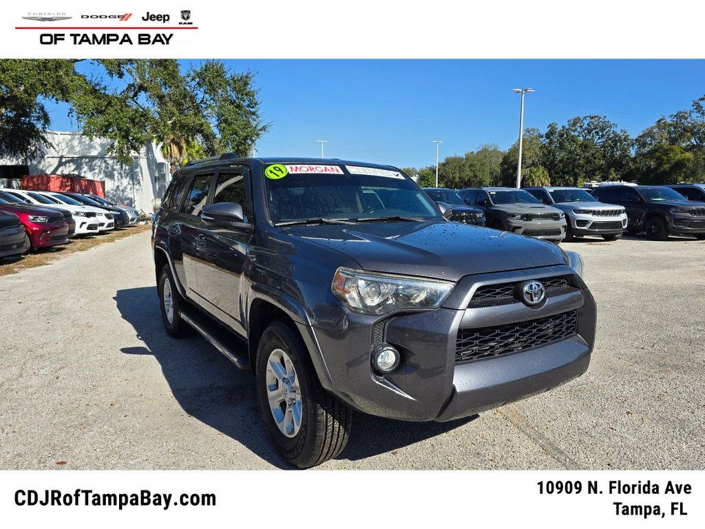 Used 2019 Toyota 4Runner SR5 Premium image 1