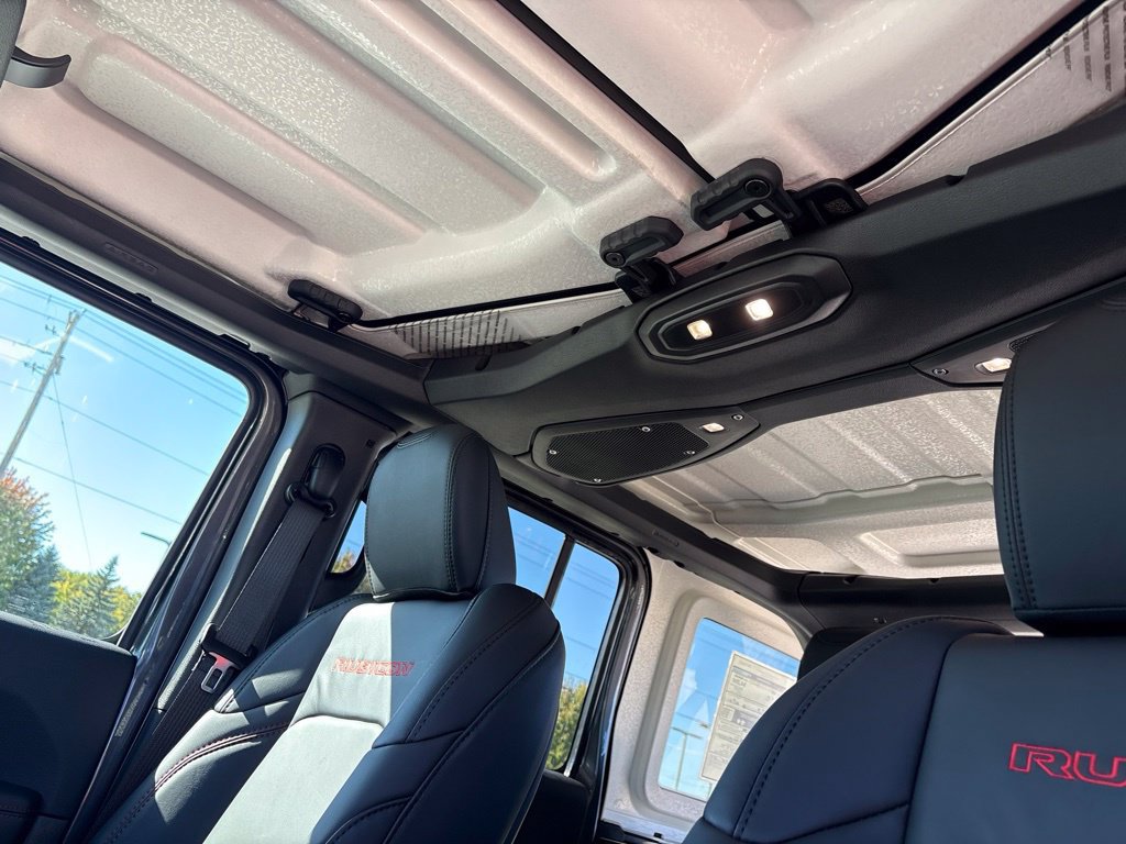 New 2027 Jeep Wrangler Unlimited Rubicon AWD/4WD image 13