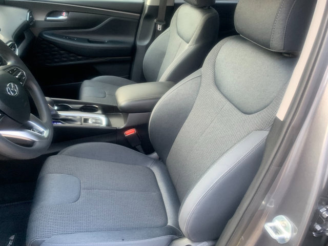 Used 2019 Hyundai Santa Fe SE AWD/4WD image 16