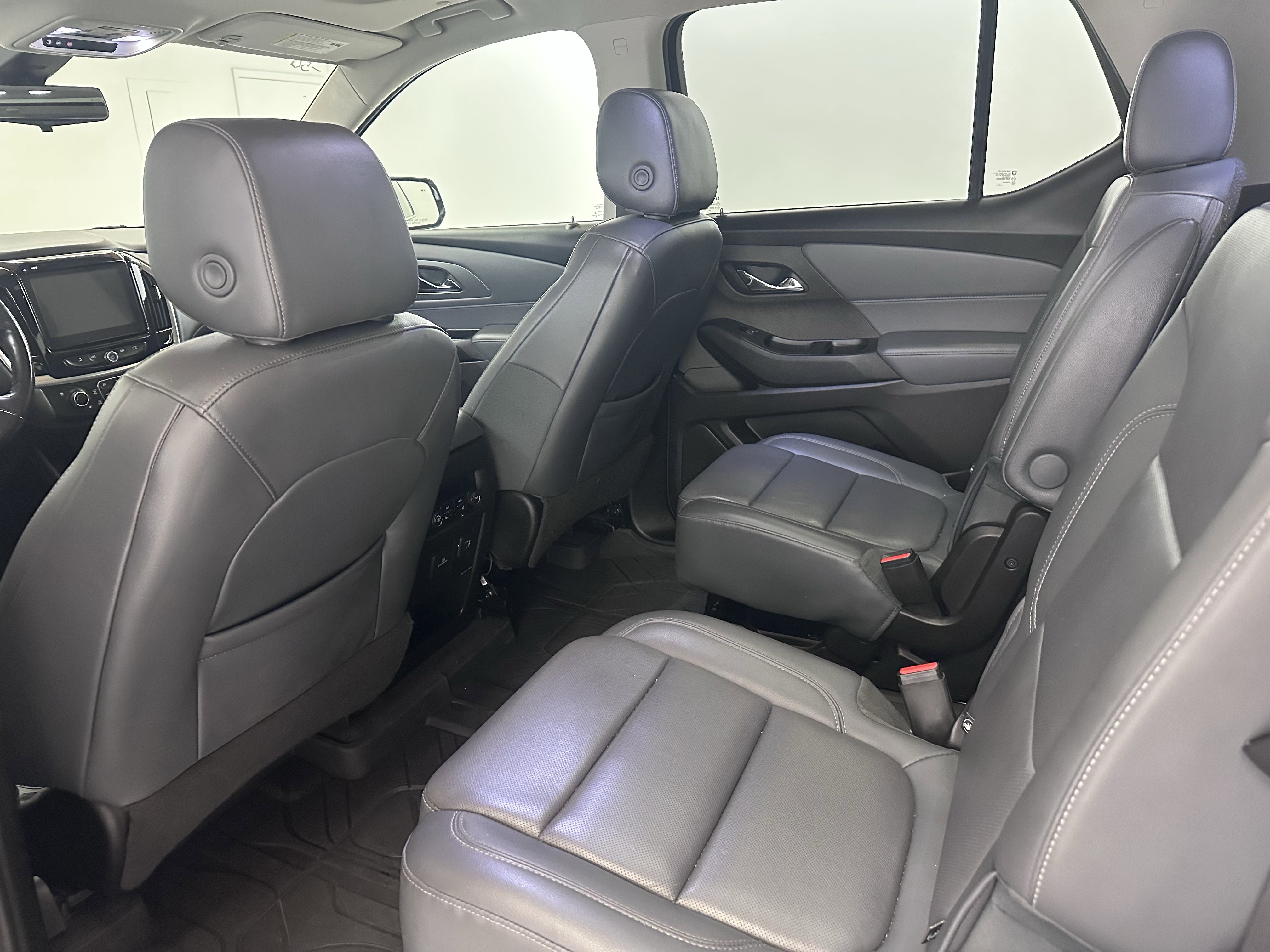Used 2019 Chevrolet Traverse Premier w/ Driver Confidence II Package image 21
