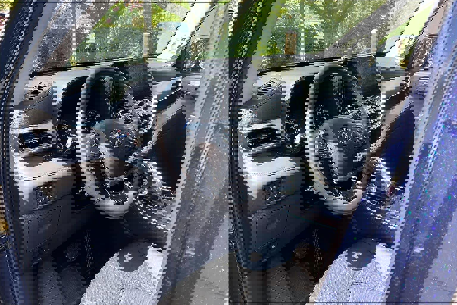 Used 2021 Toyota Highlander Platinum image 17