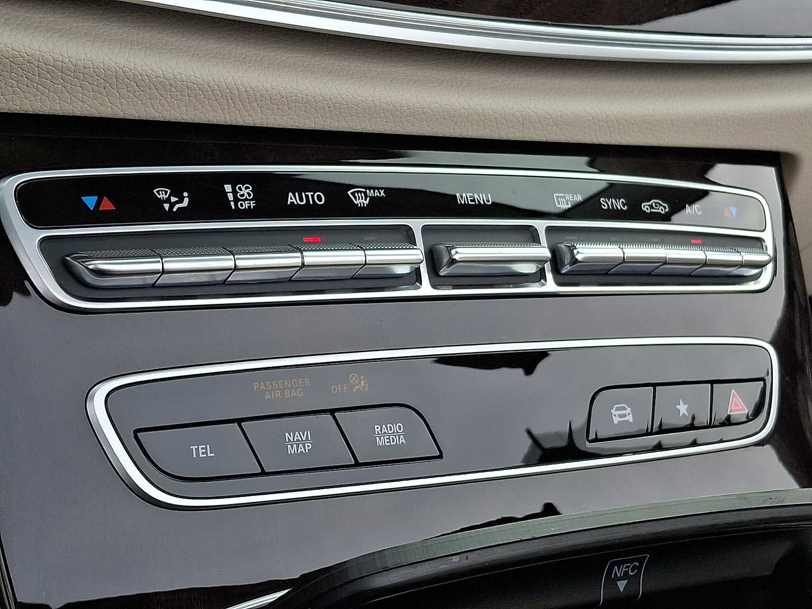 Certified 2021 Mercedes-Benz E 450 4MATIC Cabriolet w/ AMG Line image 13