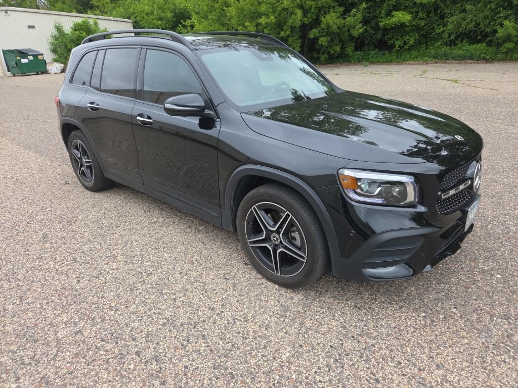 Used 2023 Mercedes-Benz GLB 250 4MATIC image 36