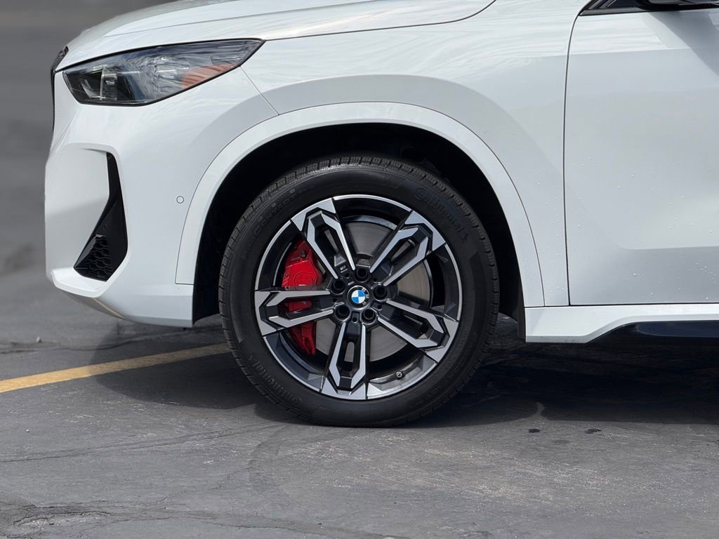 Used 2025 BMW X1 xDrive28i w/ Premium Package image 8