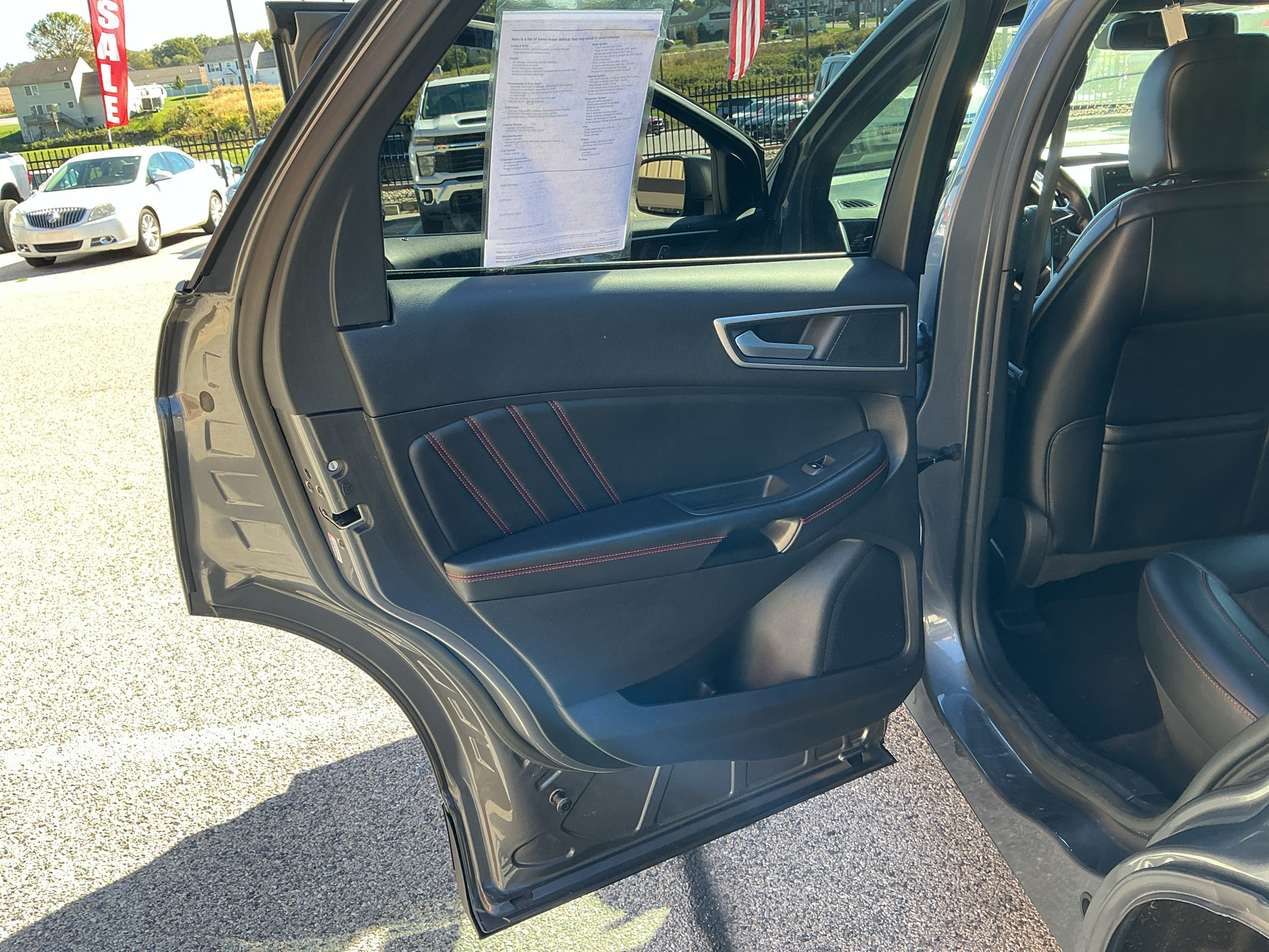 Used 2021 Ford Edge ST-Line AWD/4WD image 18