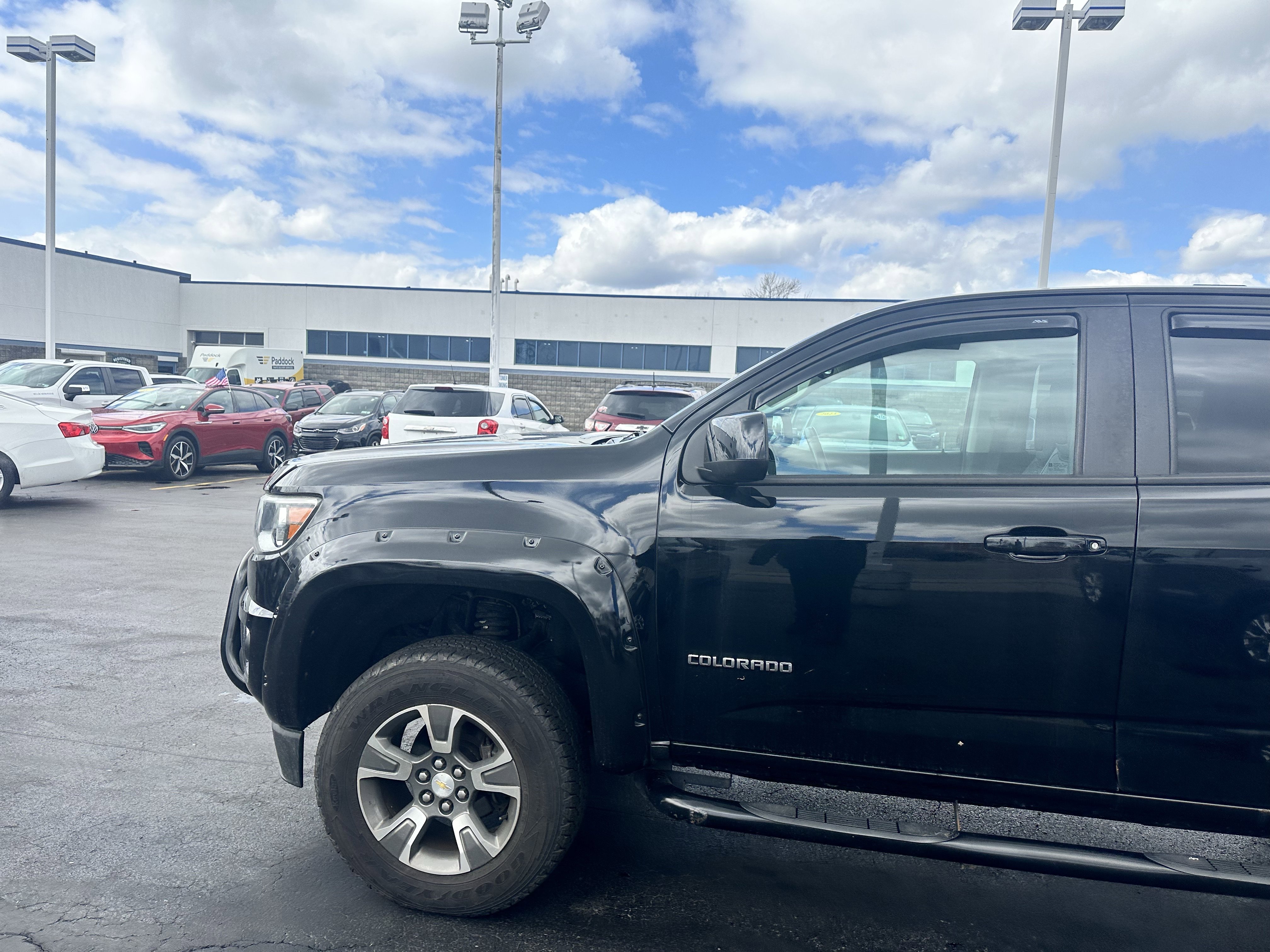 Used 2019 Chevrolet Colorado Z71 AWD/4WD image 4