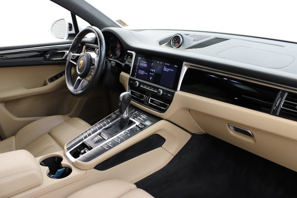 Used 2021 Porsche Macan S AWD/4WD image 24