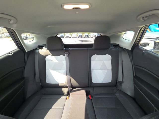 Used 2024 Chevrolet Trax LS w/ LS Convenience Package image 27