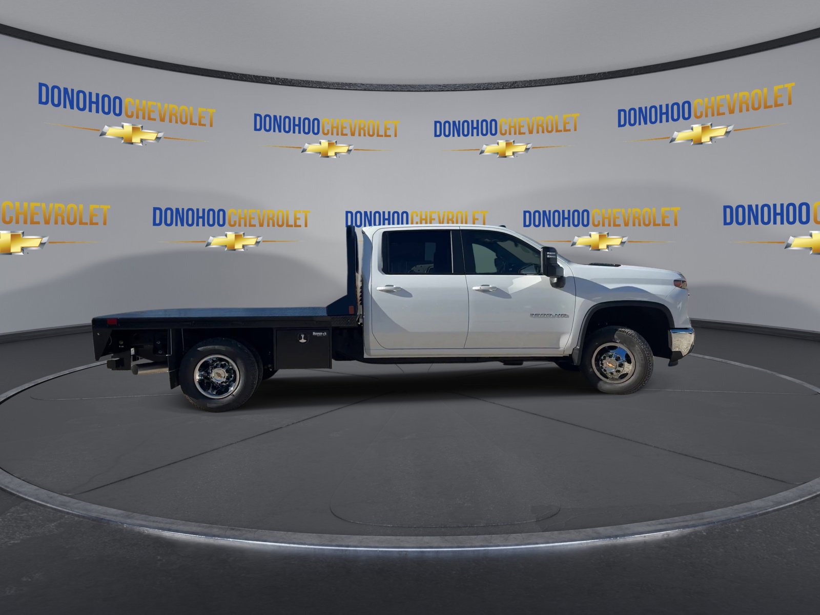 New 2026 Chevrolet Silverado 3500 LT w/ Convenience Package image 9