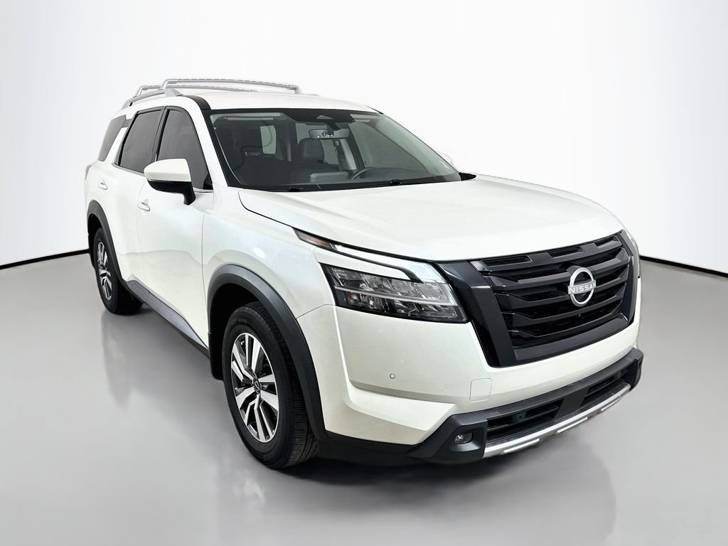 Used 2023 Nissan Pathfinder SL w/ Lighting Package (N92)