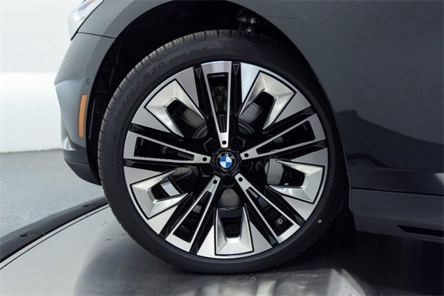 New 2026 BMW 530i xDrive w/ Premium Package image 26