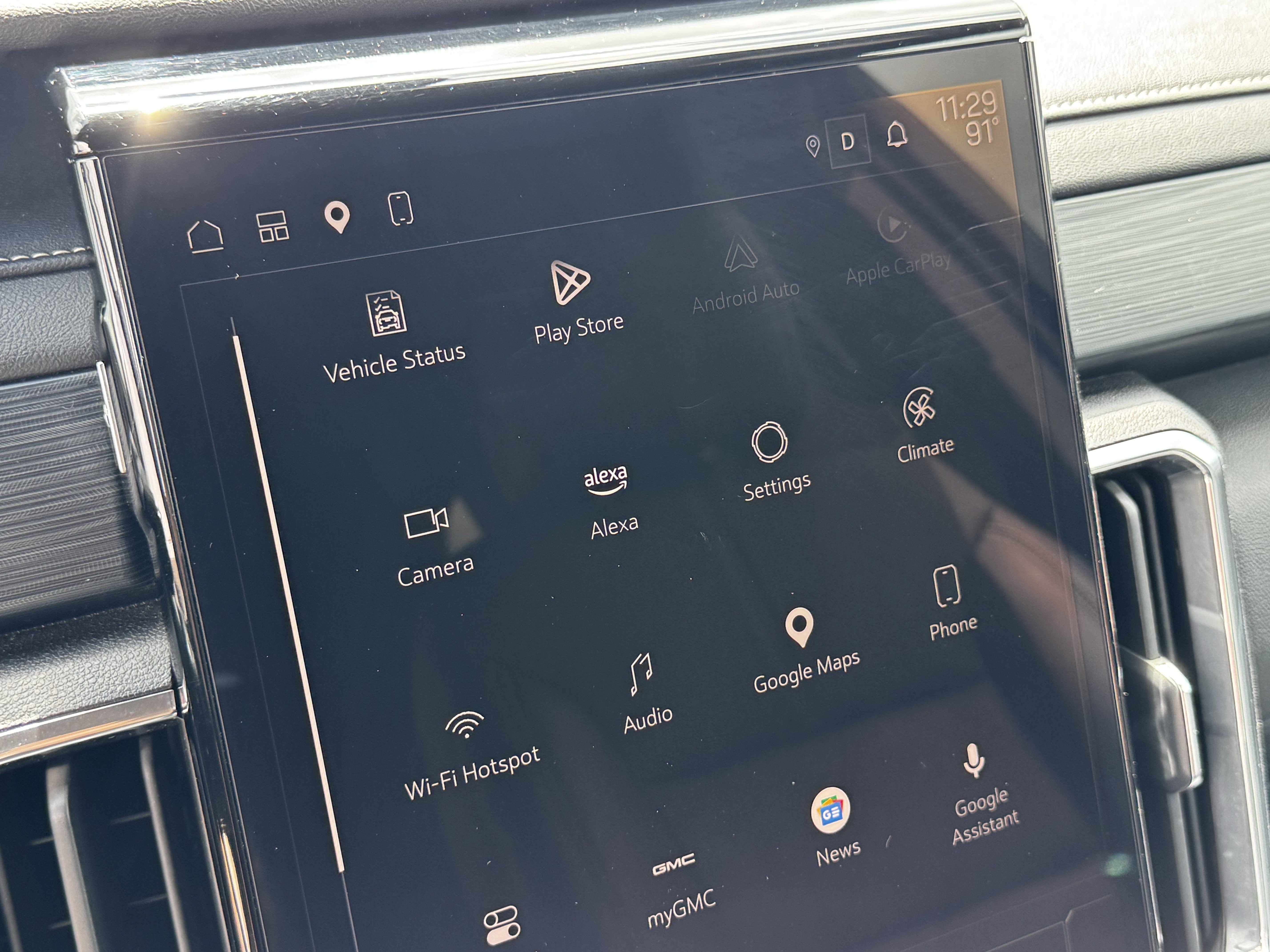 Used 2024 GMC Acadia Elevation FWD image 18
