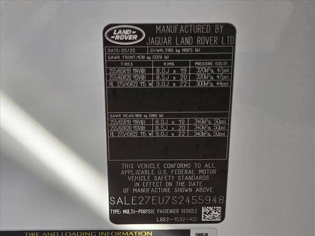 Used 2025 Land Rover Defender 110 X-Dynamic SE AWD/4WD image 25