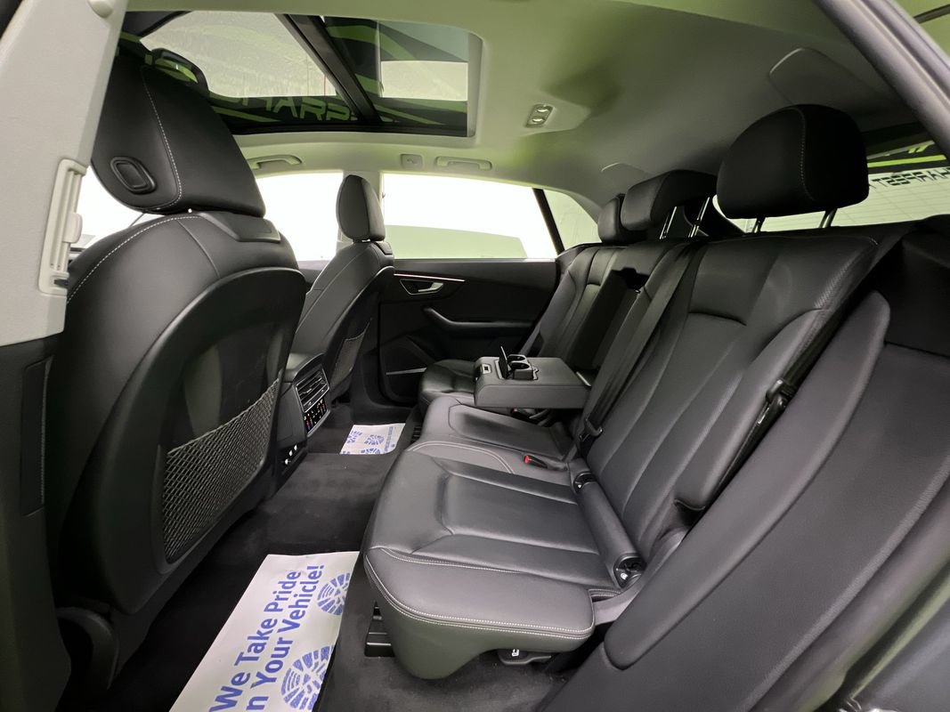 Used 2019 Audi Q8 Prestige AWD/4WD image 28