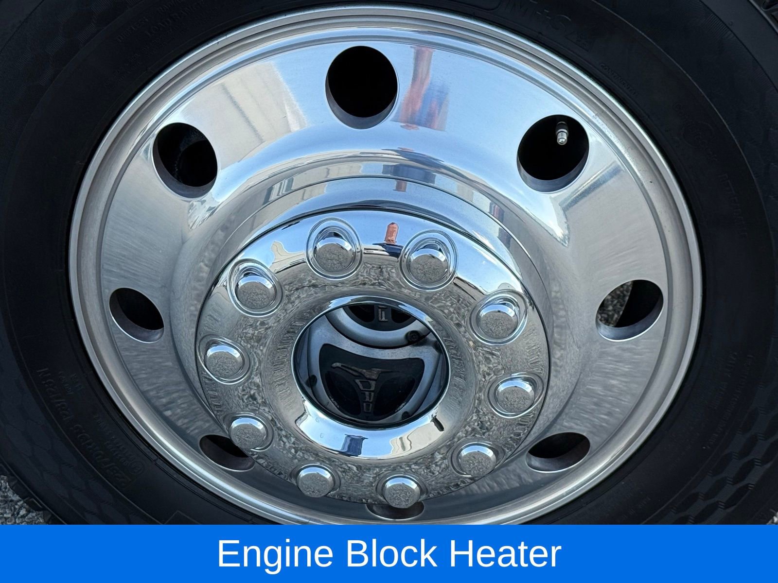 Used 2025 Ford F450 King Ranch w/ Chrome Package AWD/4WD image 47