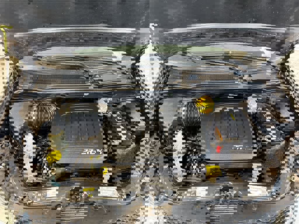 Used 2015 Dodge Grand Caravan SXT w/ UConnect Hands-Free Group image 15