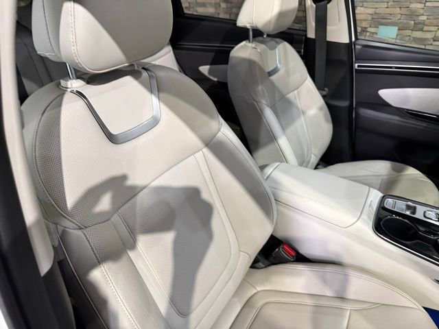 Used 2023 Hyundai Tucson Limited image 4