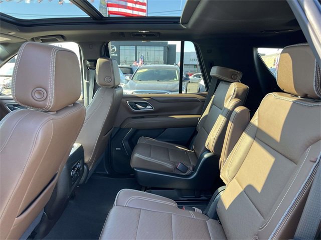 Used 2022 Chevrolet Tahoe High Country image 11