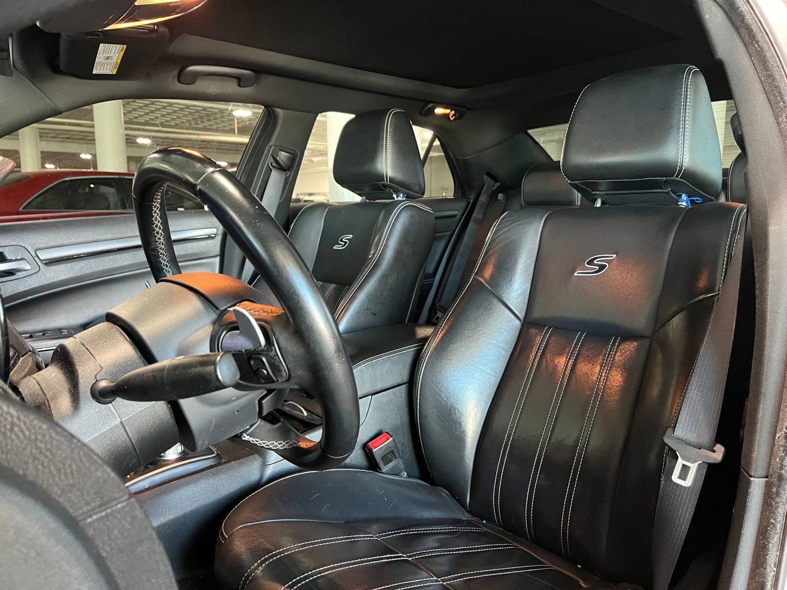 Used 2016 Chrysler 300 S w/ 300S Premium Group AWD/4WD image 12