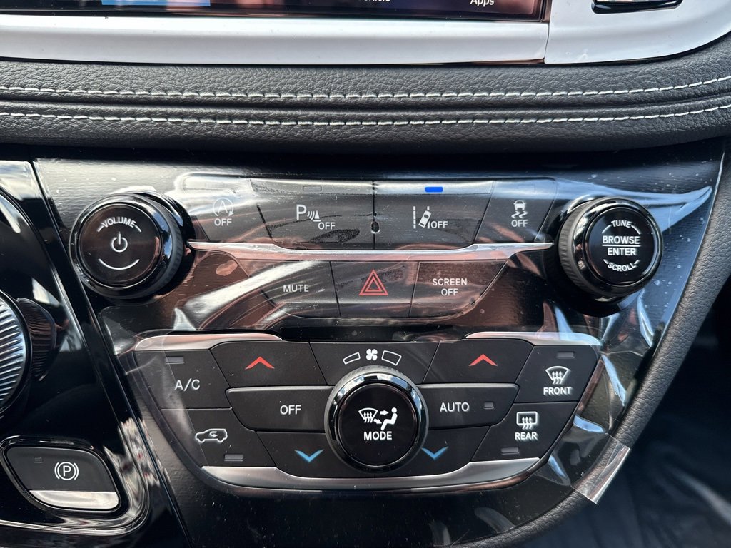 New 2026 Chrysler Pacifica Select image 36