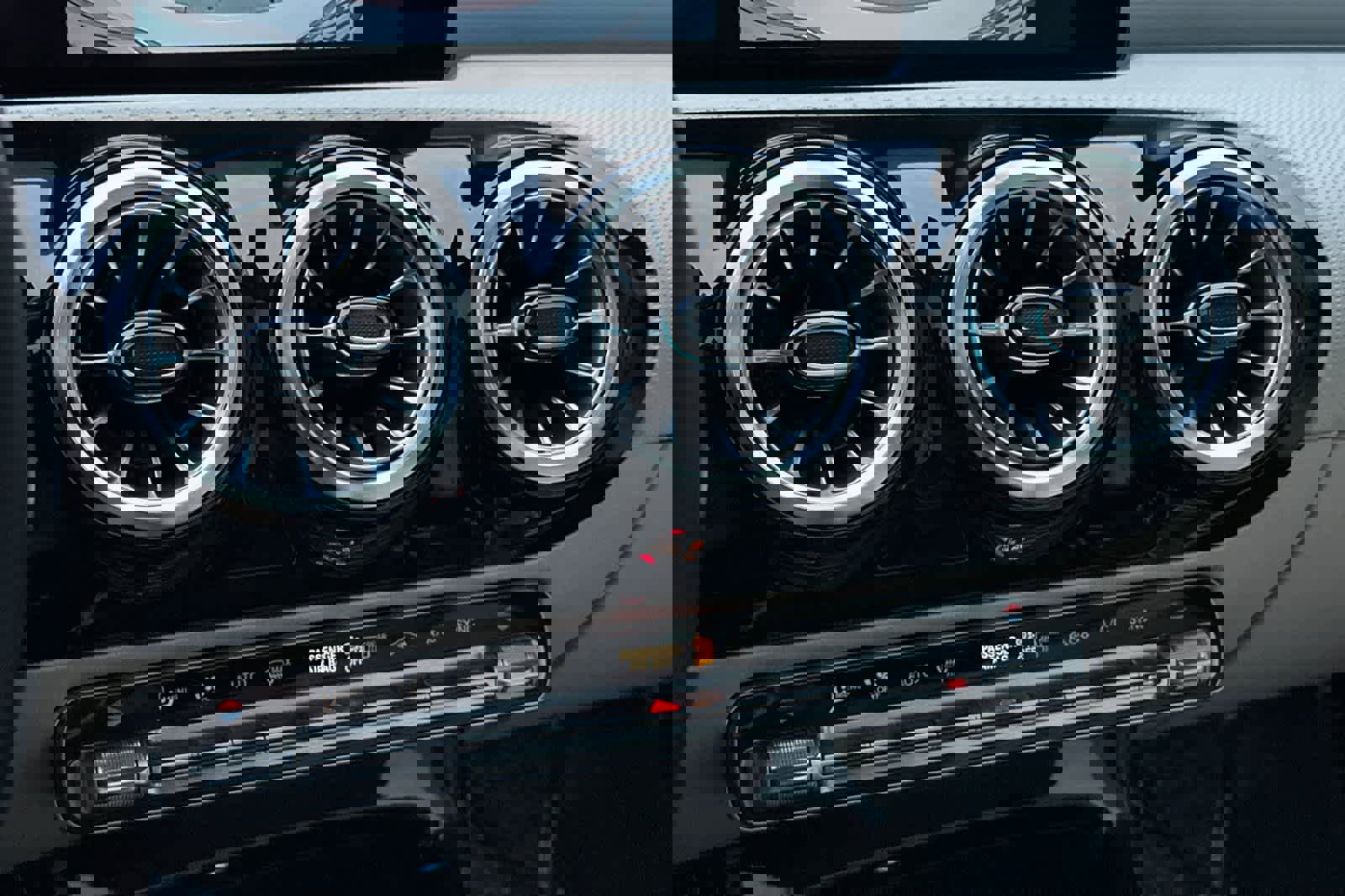 Used 2022 Mercedes-Benz A 220 A 220 image 18