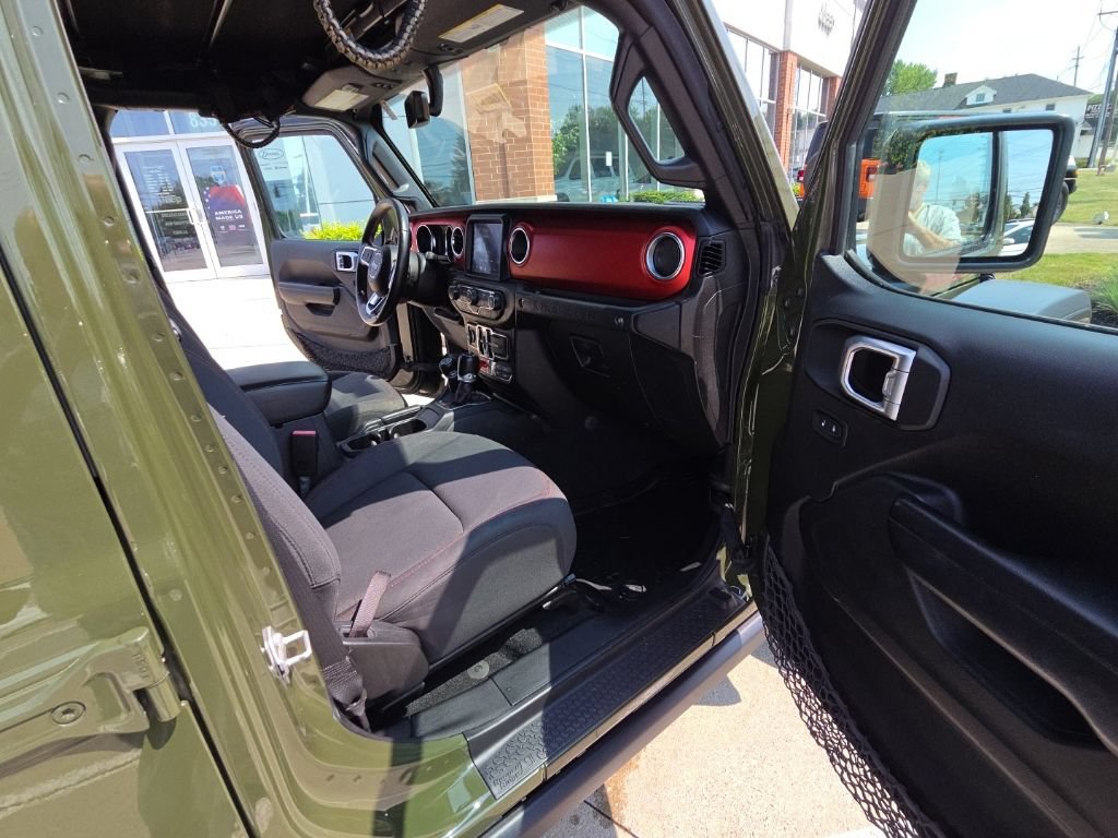 Certified 2021 Jeep Wrangler Unlimited Rubicon AWD/4WD image 21