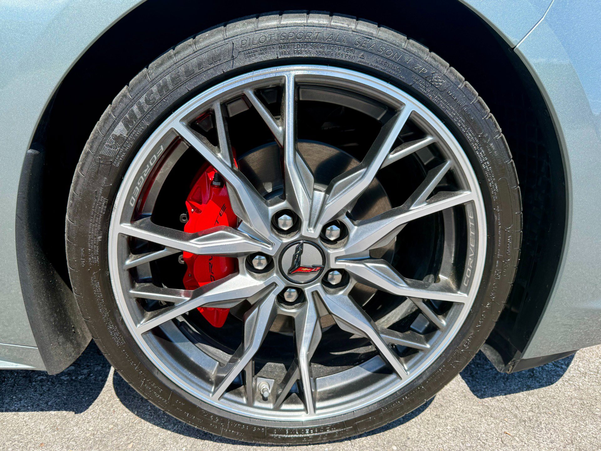 Used 2024 Chevrolet Corvette Stingray Premium Conv w/ Stealth Interior Trim Package RWD image 53