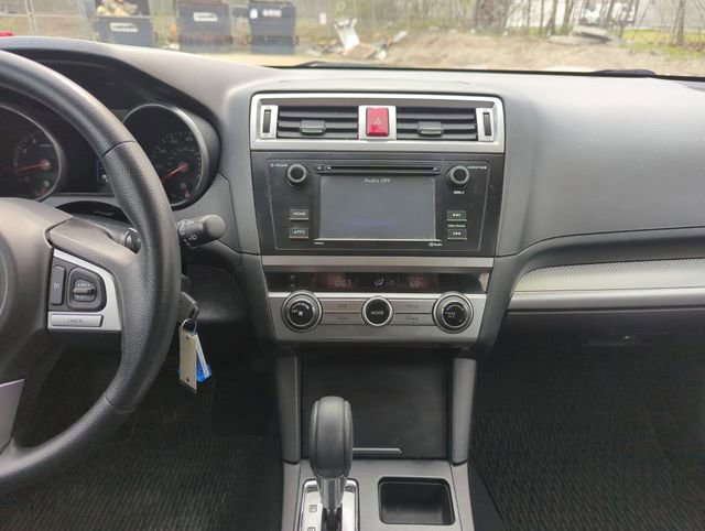 Used 2017 Subaru Outback 2.5i AWD/4WD image 22