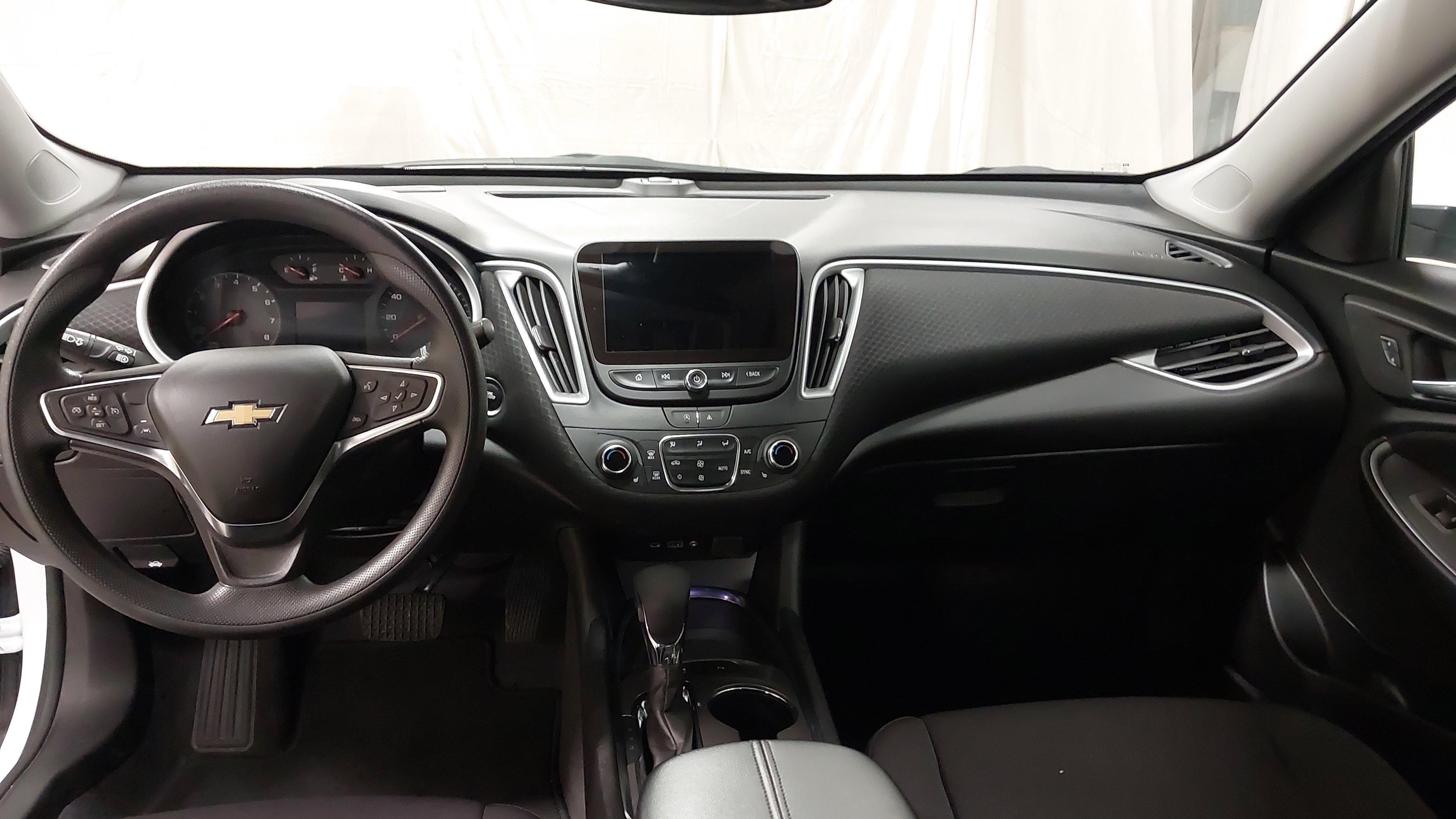 Used 2024 Chevrolet Malibu LT FWD image 26