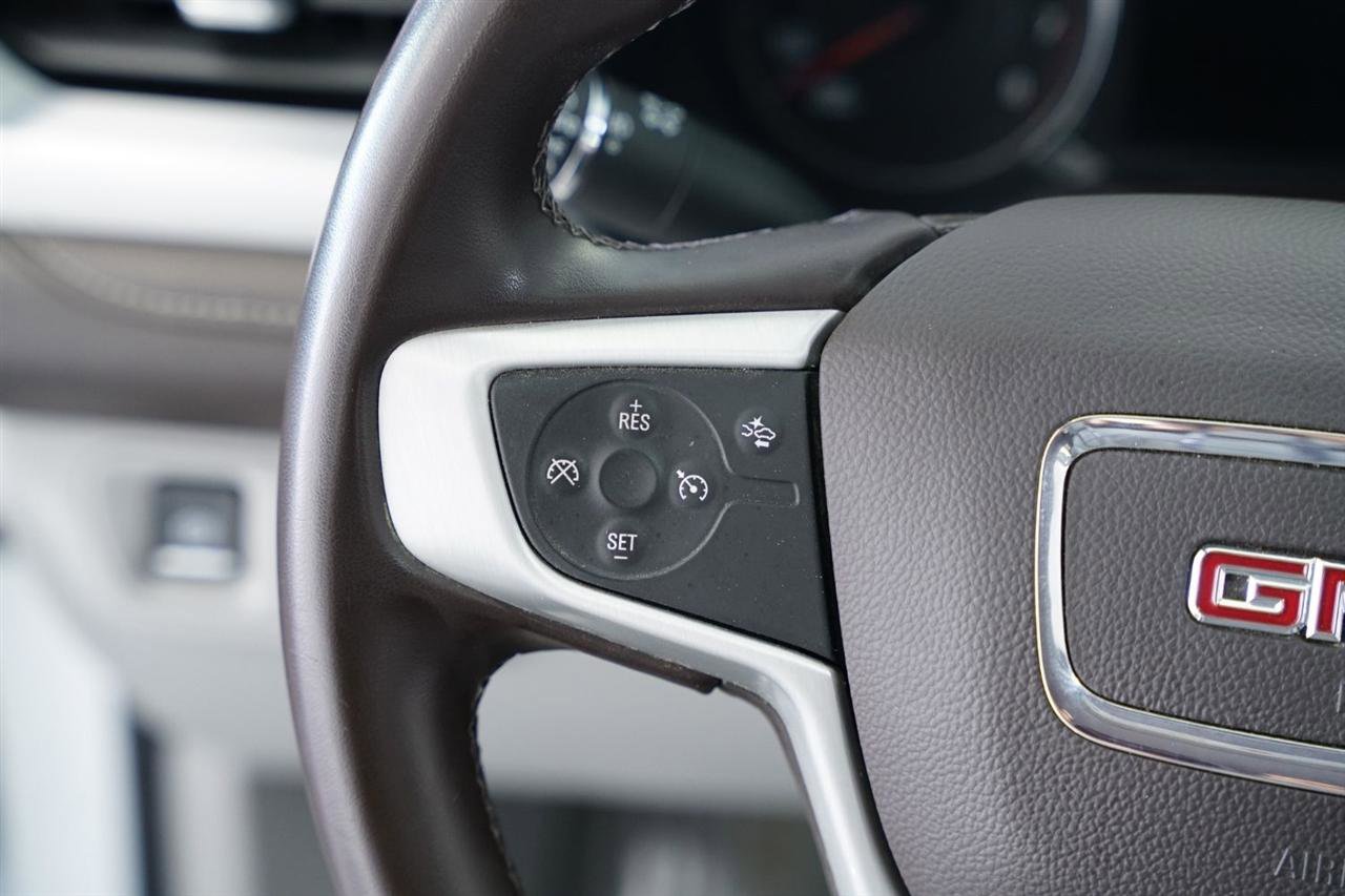 Used 2023 GMC Acadia SLT image 20