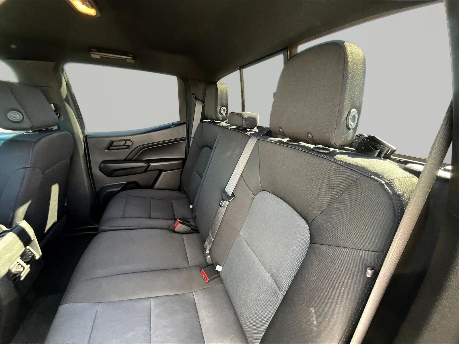 Used 2023 Chevrolet Colorado Trail Boss w/ Technology Package AWD/4WD image 23
