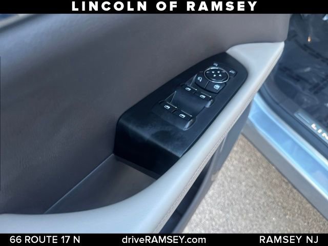 Used 2022 Lincoln Nautilus Reserve AWD/4WD image 13