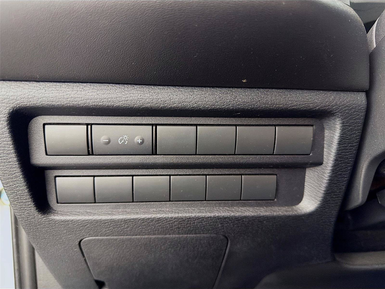 Used 2022 Mitsubishi Outlander ES AWD/4WD image 17