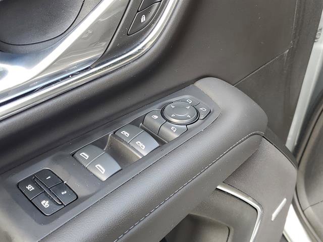 Used 2024 Chevrolet Suburban Z71 w/ Luxury Package image 54