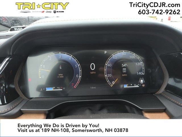 Used 2025 Jeep Grand Cherokee L Summit image 17