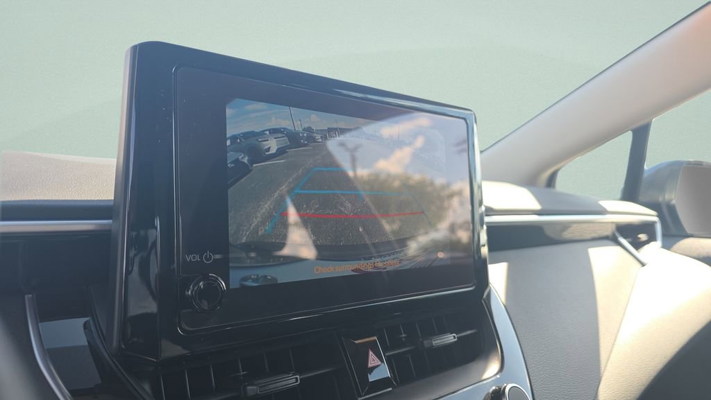 Used 2024 Toyota Corolla LE FWD image 16