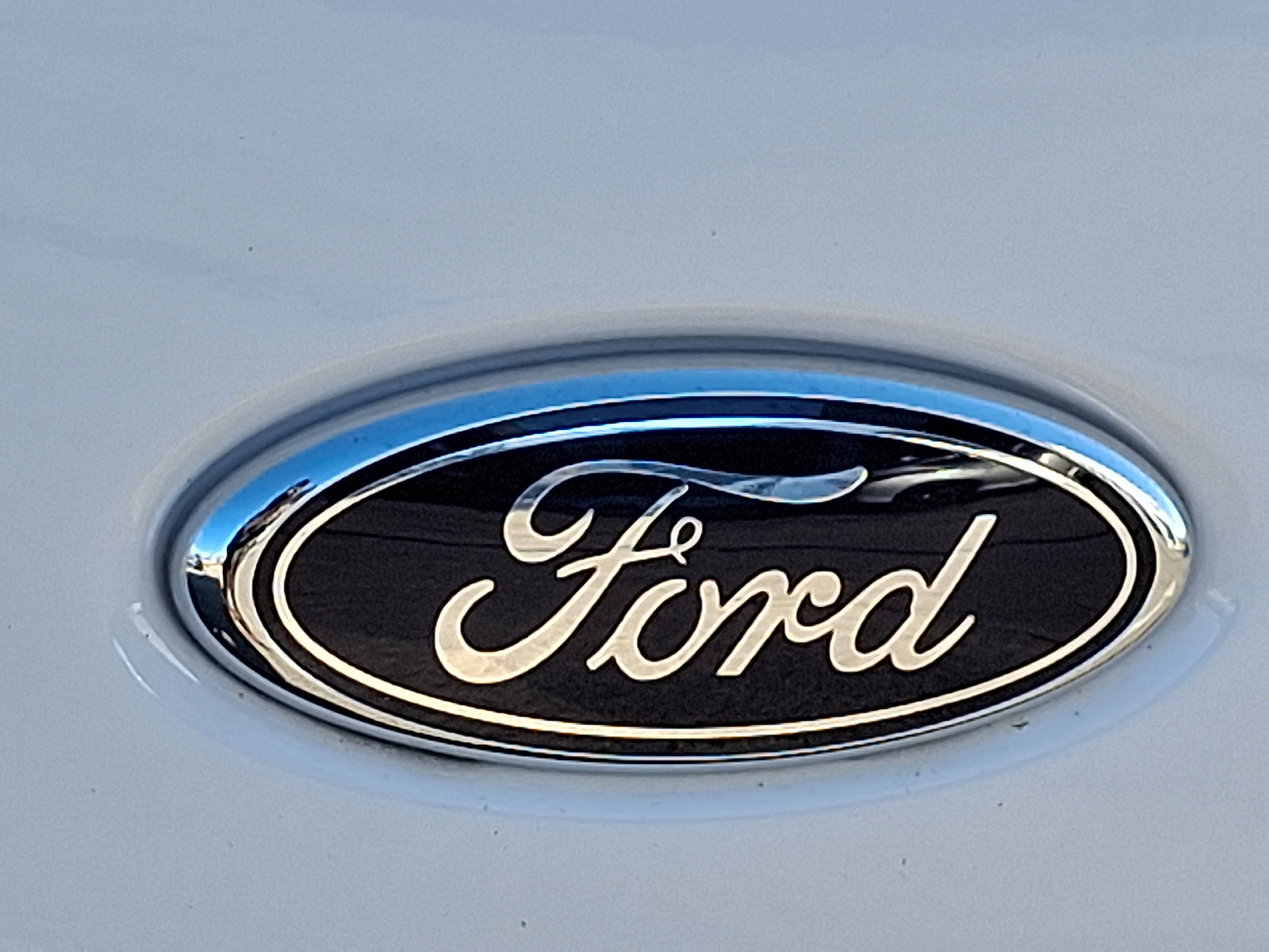 Certified 2024 Ford Transit 250 Low Roof w/ Exterior Upgrade Package image 28