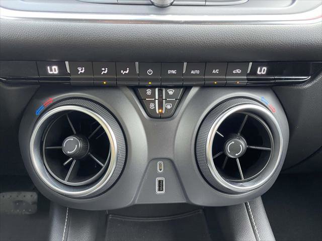Used 2023 Chevrolet Blazer LT image 29