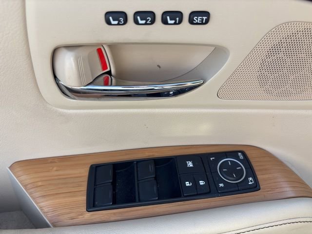 Used 2014 Lexus RX 450h AWD image 21