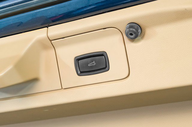 Used 2012 Porsche Panamera 4 image 55