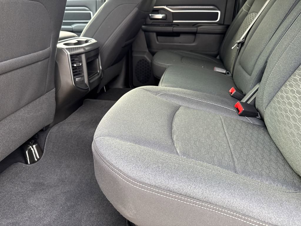 New 2026 RAM 2500 Big Horn AWD/4WD image 17